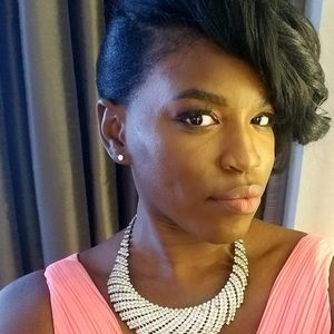 Meet your Posher, Pamela